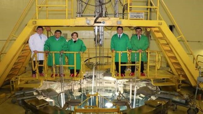 En el Reactor Nuclear RP-10