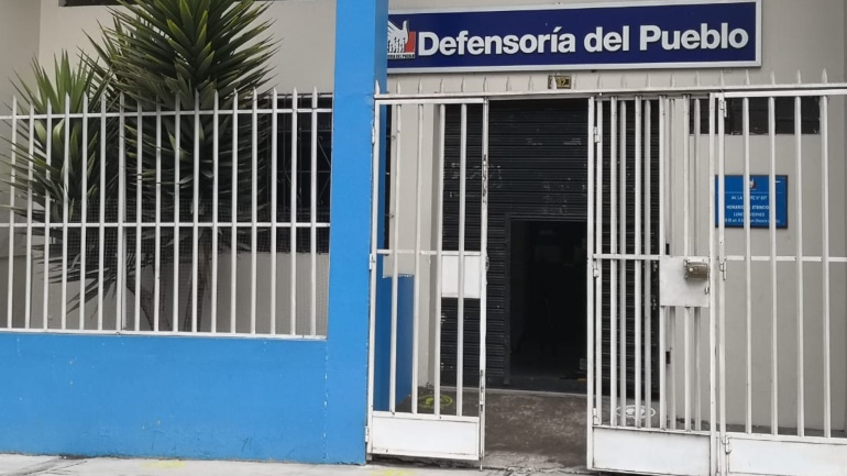 Fachada de oficina en Puno