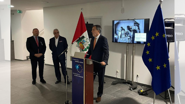 “Shipibo-Konibo: Retratos de mi sangre”: inauguran exposición fotográfica en sede de la Unión Europea en Bruselas