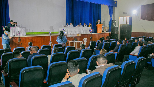 Alcalde preside mesa desconcertada sobre la problemática del arsénico en Huarmey