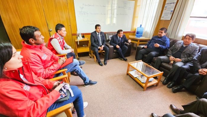 Reunión de Qali Warma con Digesa y Diresa Puno