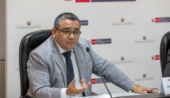 Ministro Durich Whittembury impulsa Comisión Permanente contra el crimen organizado en construcción civil