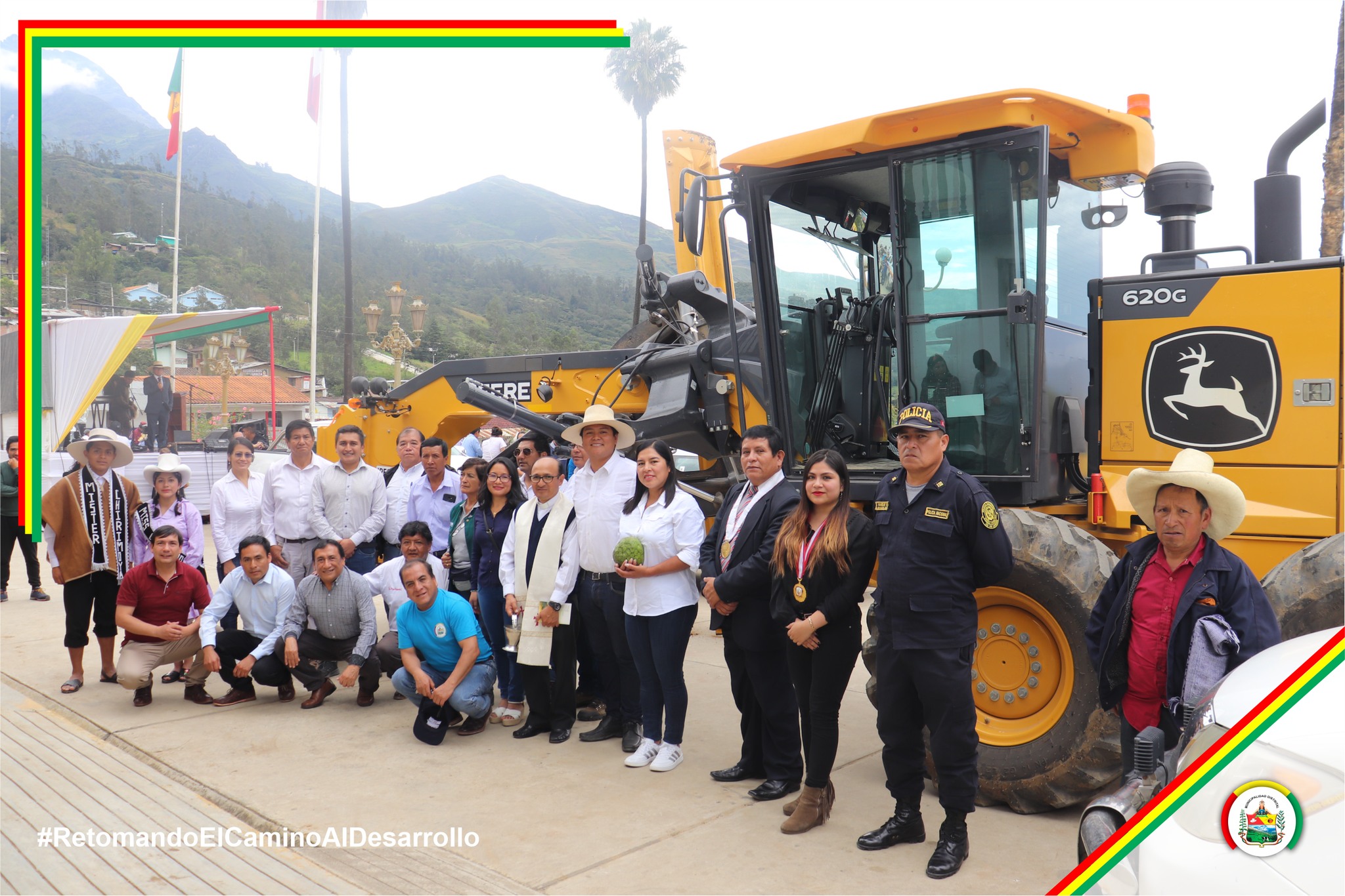 El alcalde de La Asunción inauguró una motoniveladora adquirida para mejorar la accesibilidad en el distrito de Asunción.