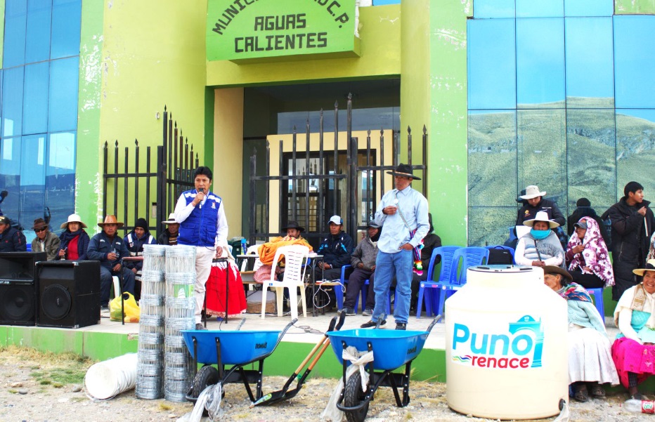 Municipalidad Provincial de Puno entregó incentivos en la XI Feria ganadera de camélidos sudamericanos FECASAC-AC 2024