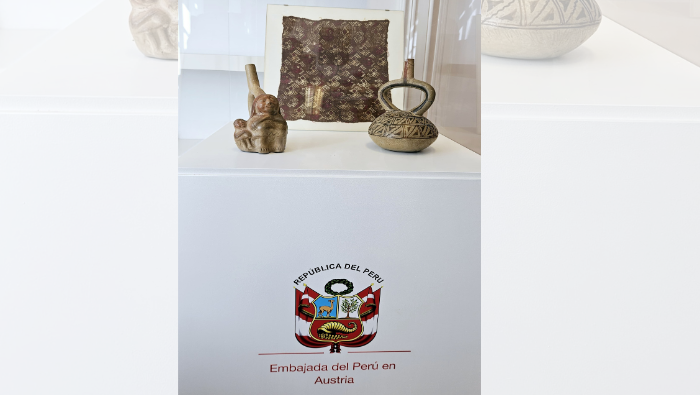 La Embajada del Perú en Austria recupera 129 piezas del Patrimonio Cultural de la Nación