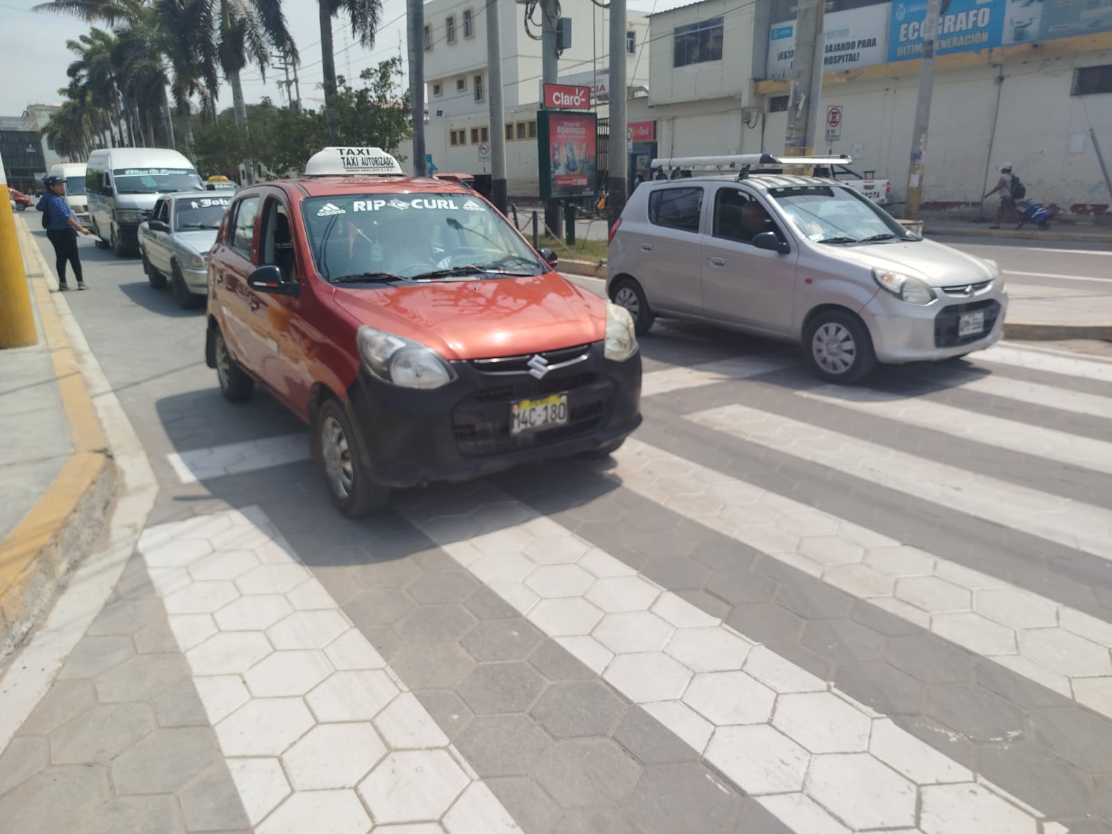 AV. GRAU-IZAGA 4