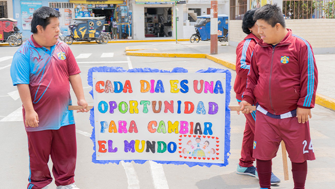Municipalidad realiza pasacalle de sensibilización por la semana de los "Derechos del Niño".