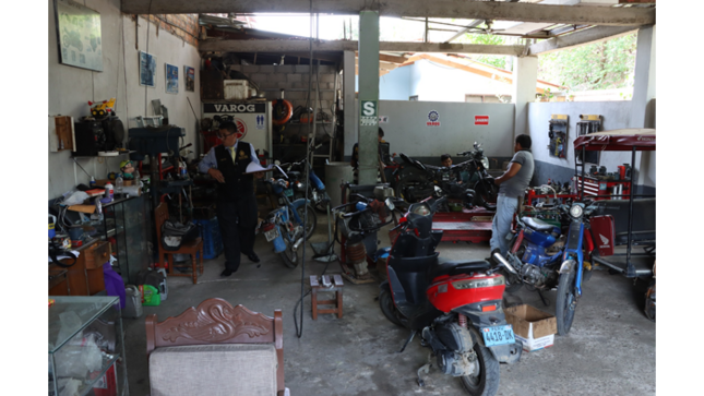 Operativo en Talleres de Carros.