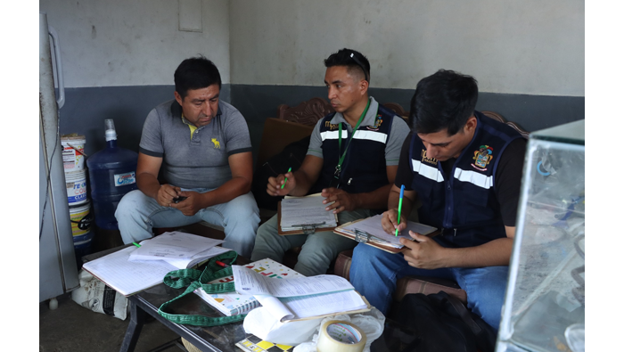 Operativo en Talleres de Carros.