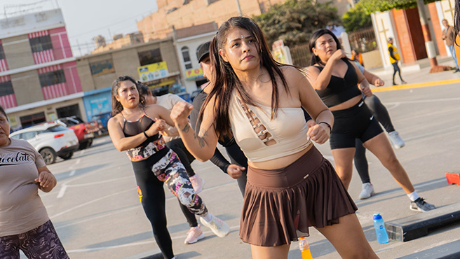 Municipalidad realiza primer Eco zumba 2024 en Huarmey. 