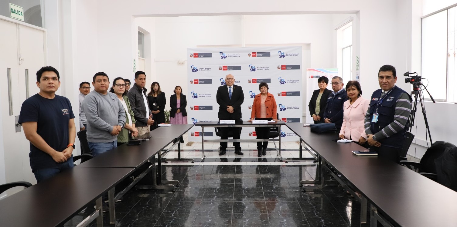 ENSAP capacita a docentes para fortalecer las competencias de serumistas.