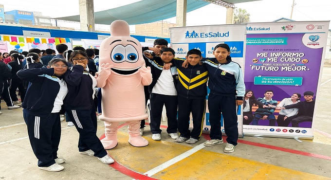 EsSalud promueve acciones para prevenir el embarazo adolescente en colegios de Lima 