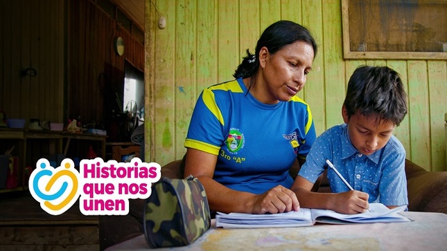 “Cuna Más orienta a las familias de Iñapari sobre desarrollo infantil temprano y prevención de la anemia”
