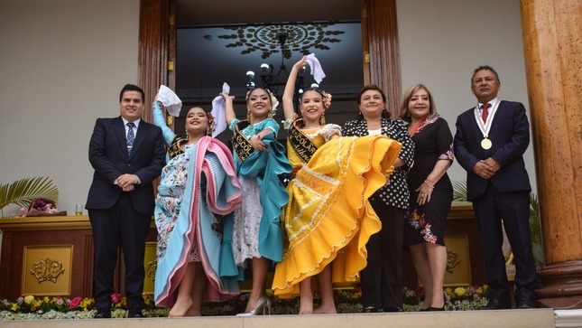 Gore lanza 34° concurso nacional escolar de marinera