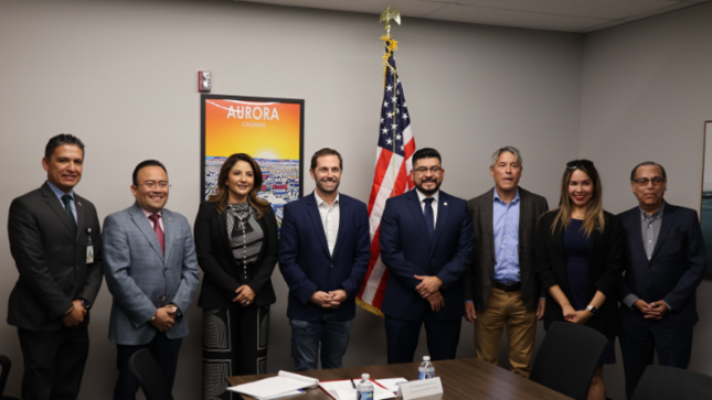 Cónsules latinoamericanos abordan temas migratorios en reunión de trabajo con el congresista Jason Crow en Colorado
