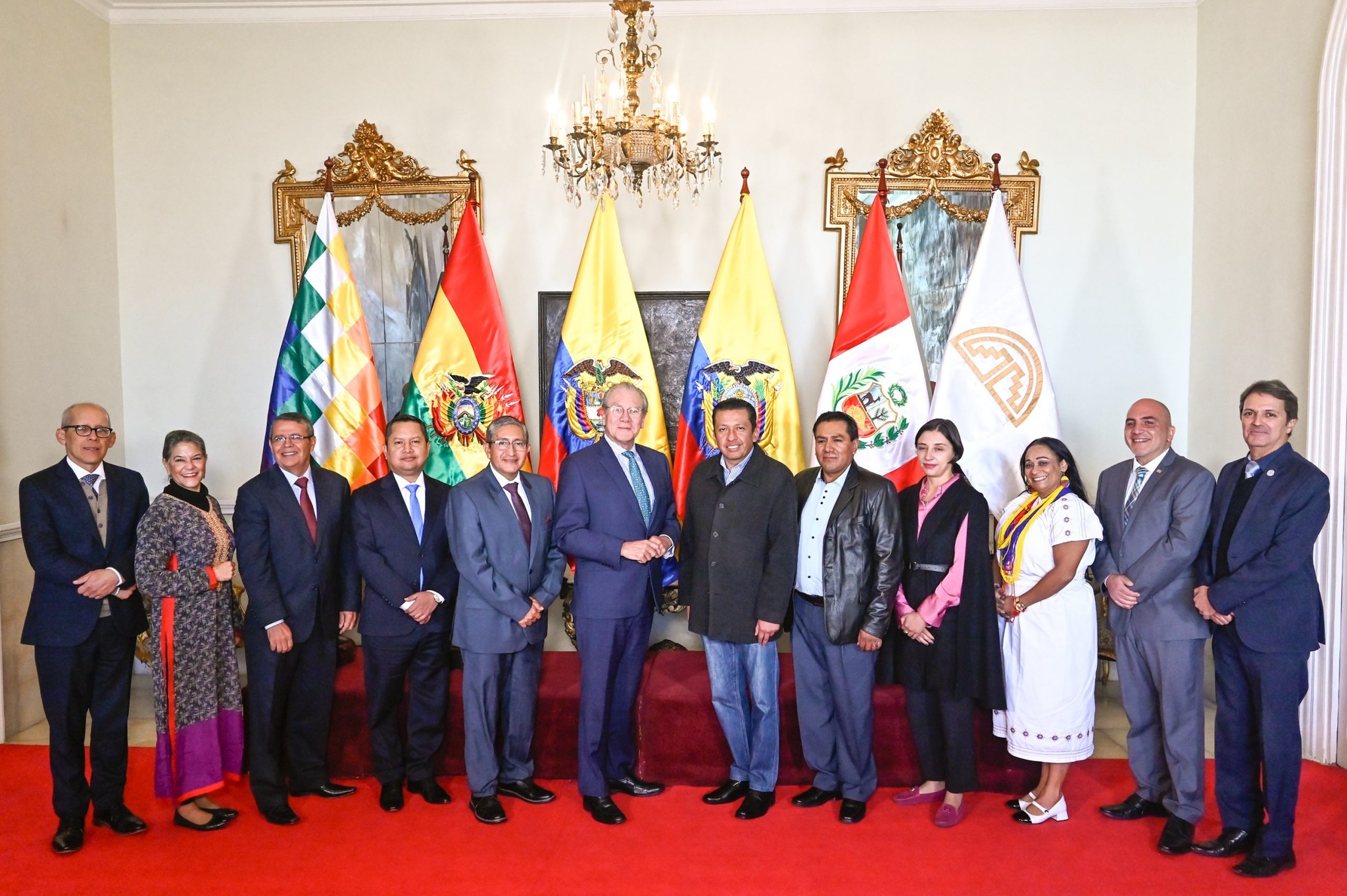 Autoridades que participaron del encuentro