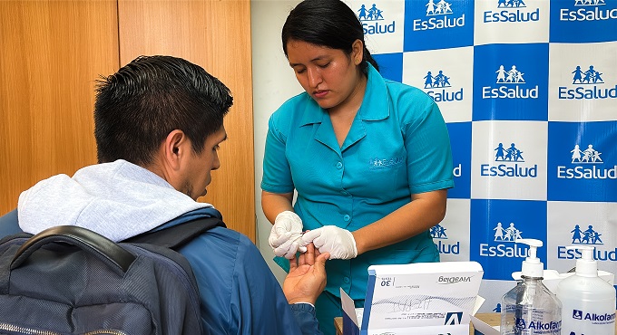 EsSalud fortalece la prevención de enfermedades en los trabajadores en su centro laboral
