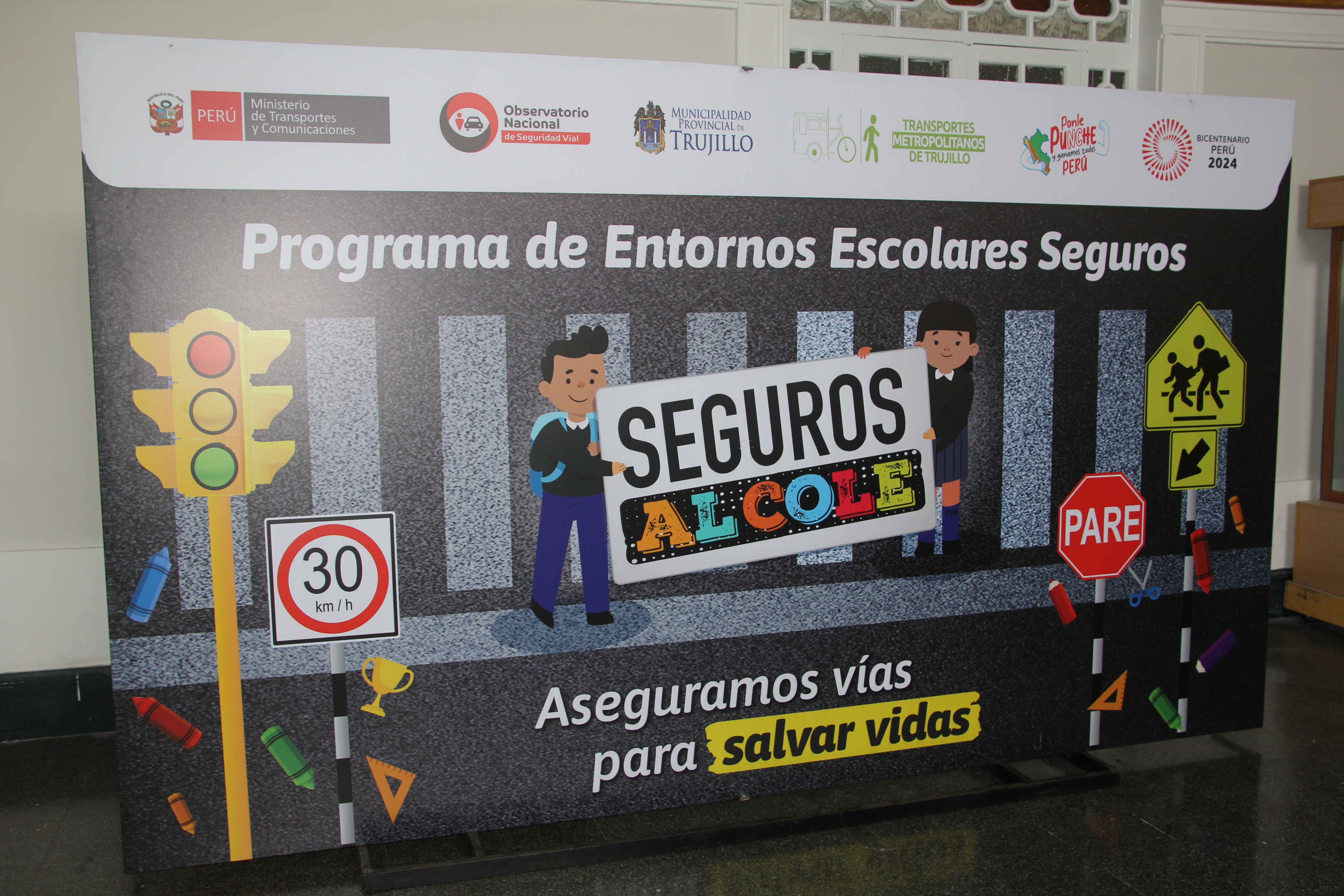 ENTORNOS ESCOLARES SEGUROS 