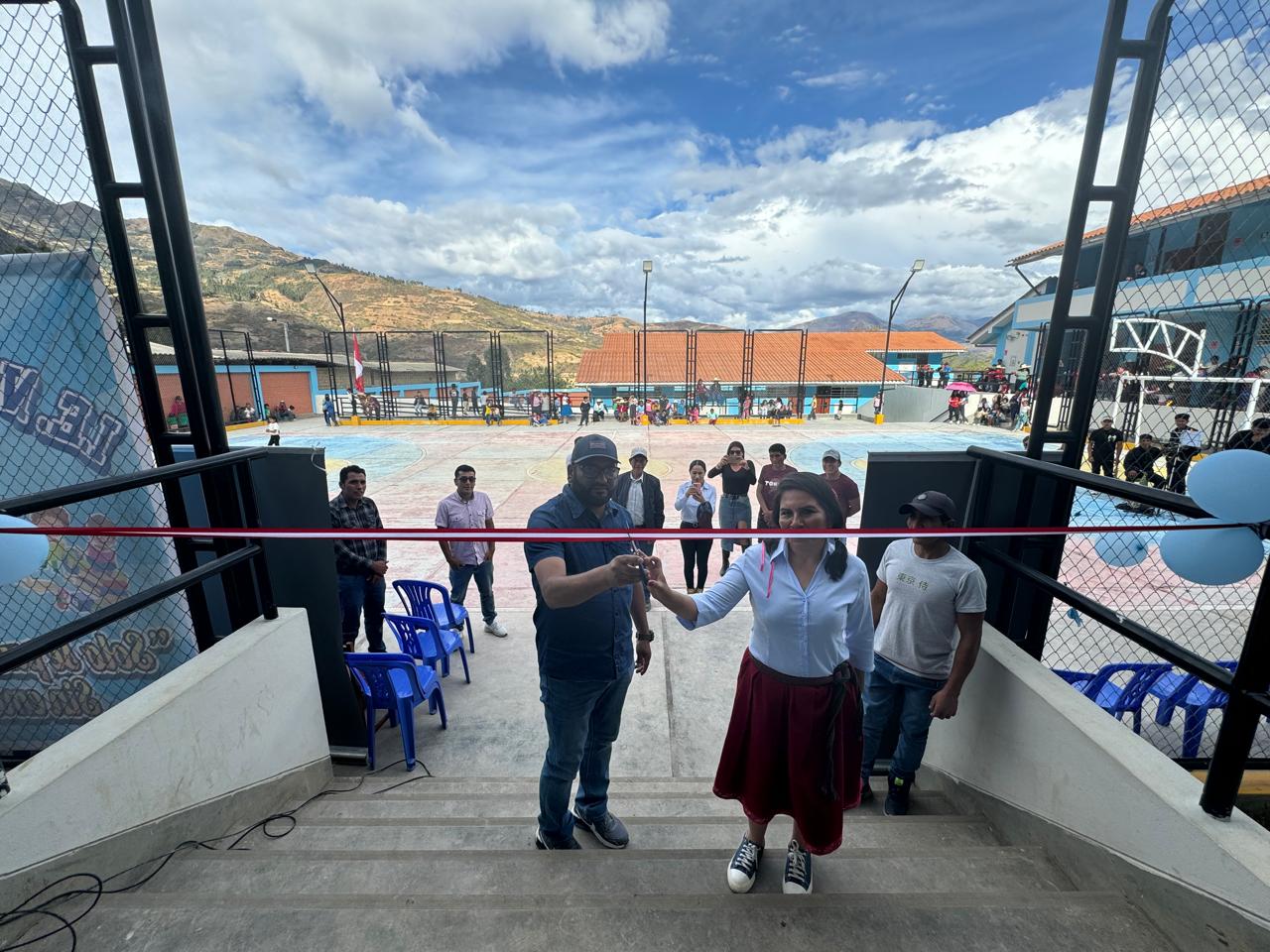 Renovada infraestructura educativa beneficiará a estudiantes del nivel inicial y primaria, contó con la asistencia técnica del Pronied, y supero una inversión de los 9 millones de soles.