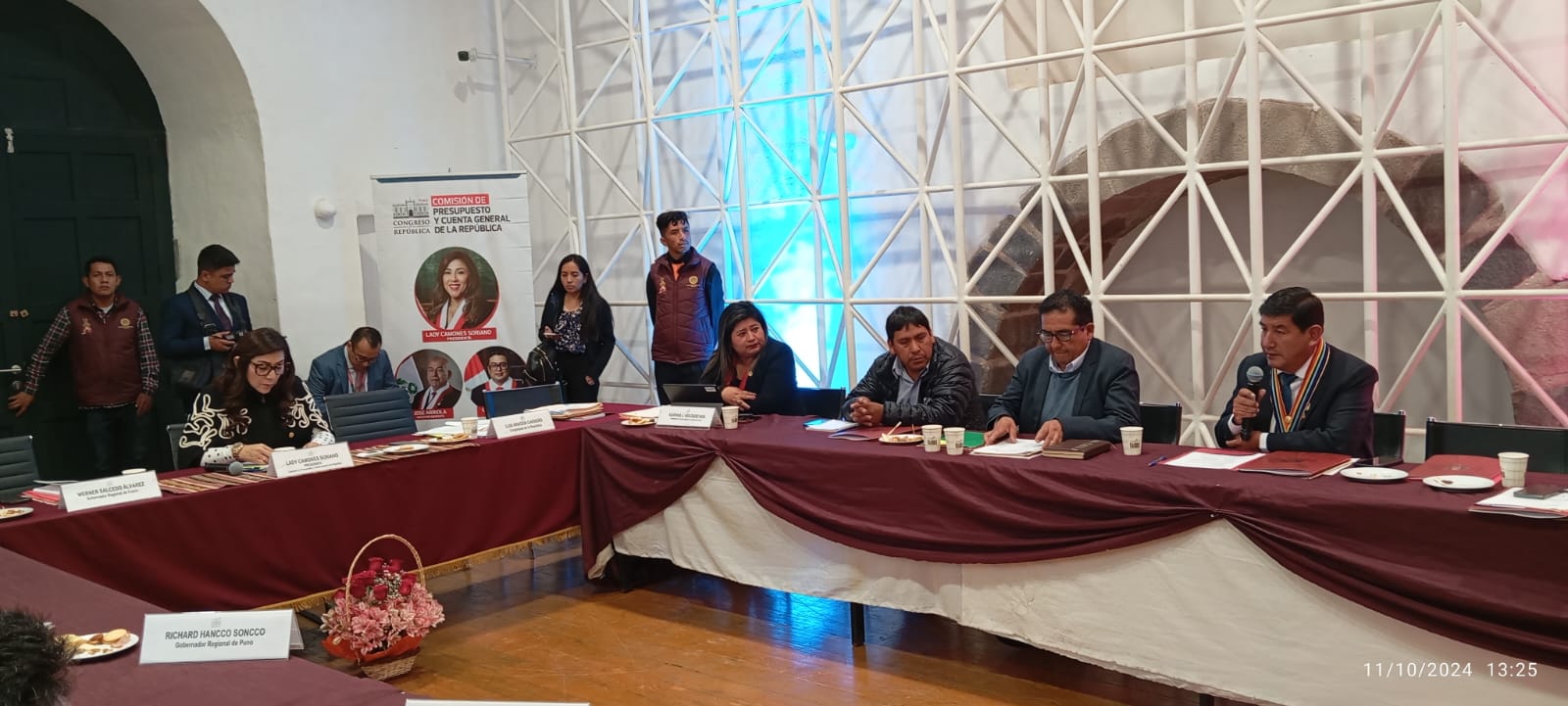 En sesión extraordinaria descentralizada del congreso en Cusco alcalde exige prioridad para proyectos importantes para La Convención