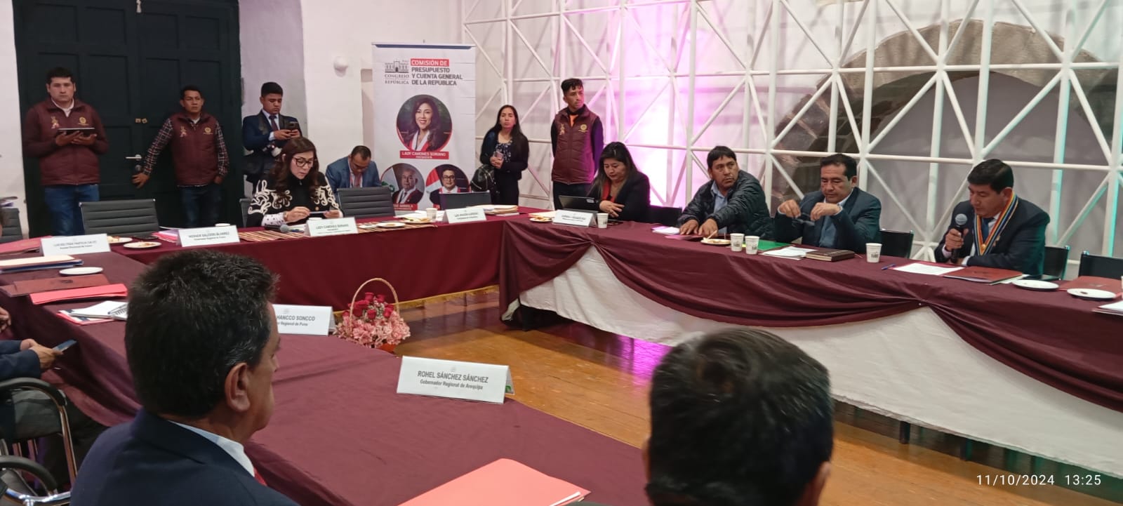 En sesión extraordinaria descentralizada del congreso en Cusco alcalde exige prioridad para proyectos importantes para La Convención