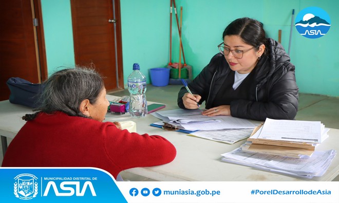 La Municipalidad Distrital de Asia, liderada por nuestro alcalde Isaias Alcántara Malásquez a través de la Sub Gerencia de Programas Sociales y en coordinación con la Red Integrada de Salud Chilca - Mala, realizaron una gran campaña médica gratuita, dirigida a todos los pobladores de nuestro Distrito de Asia.
En esta campaña de salud se ofrecieron los servicios de psicología, medicina general, odontología, nutrición, enfermería, obstetricia, toma de presión y glucosa; además se realizó afiliación y actualización del Sistema de Focalización de Hogares (SISFOH) y afiliación al Sistema Integral de Salud (SIS).
De esta manera, la actual gestión municipal mantiene su compromiso de velar por el bienestar de la salud de nuestros vecinos, brindándoles servicios especializados de manera gratuita.