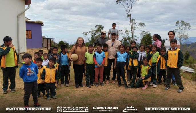aulas prefabricadas en la I.E. San Martín de Calangla