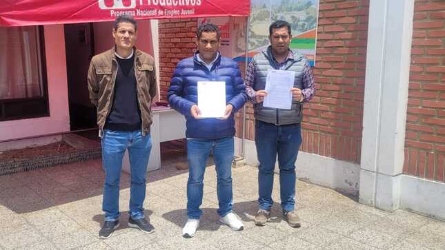 La gestión municipal muestra el convenio con Llamkasun Perú