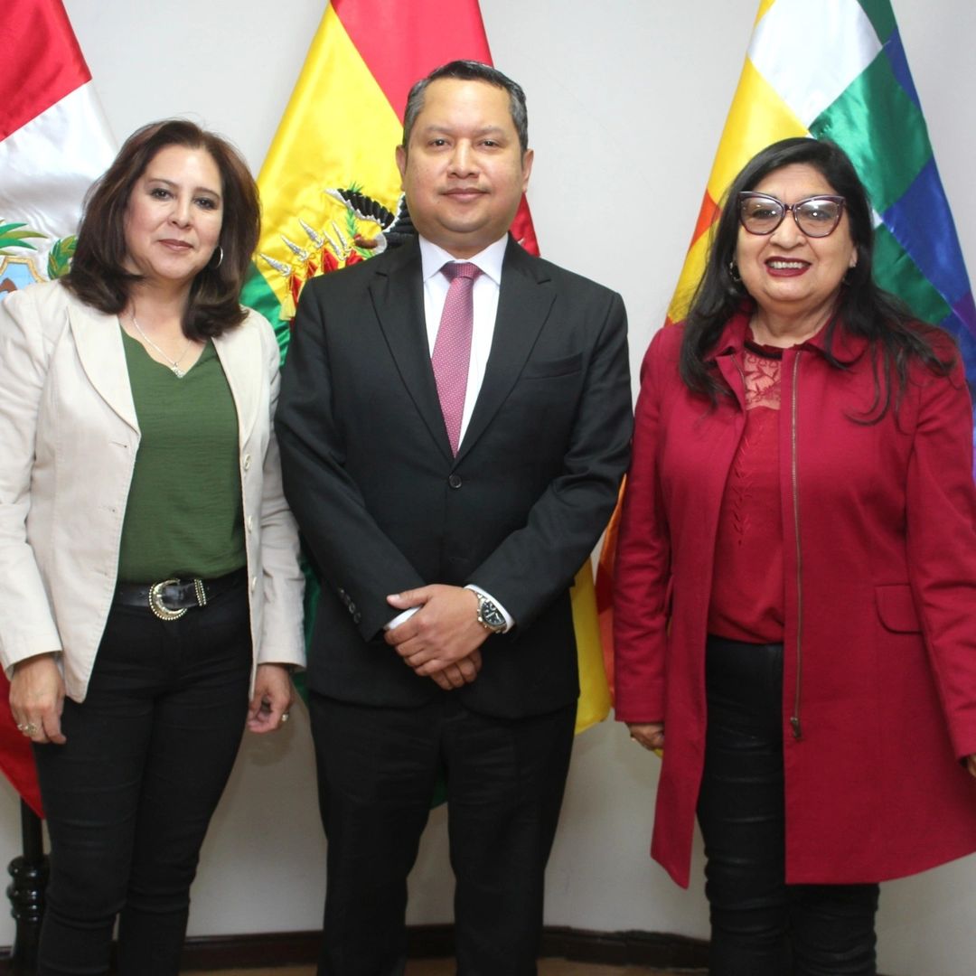 Presidente de la Federación de Empresarios Privados de Chuquisaca con Encargado de Negocios