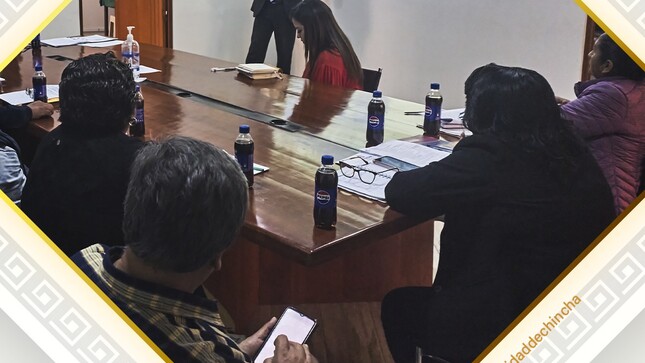 Los gerentes de la Municipalidad Provincial de Chincha participaron en una capacitación orientada a optimizar la recaudación del impuesto predial y los arbitrios municipales. Durante la sesión, se presentaron los Comités de Orientación y Operaciones, enfocados en mejorar los procesos de recaudación y garantizar el cumplimiento de metas establecidas. Además, se destacó que la municipalidad ha cumplido con todas las metas del Tramo I del Plan de Incentivos del Ministerio de Economía y Finanzas, incluyendo la Meta Predial.