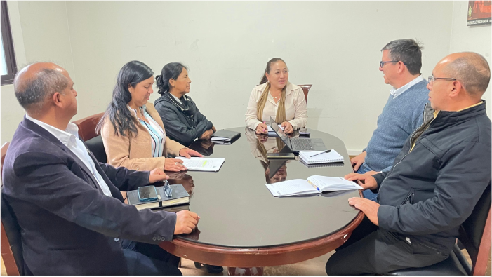 Director Regional de Educación y Gerente de Desarrollo Social Coordinan Segunda Fase del Proyecto Futuros Brillantes