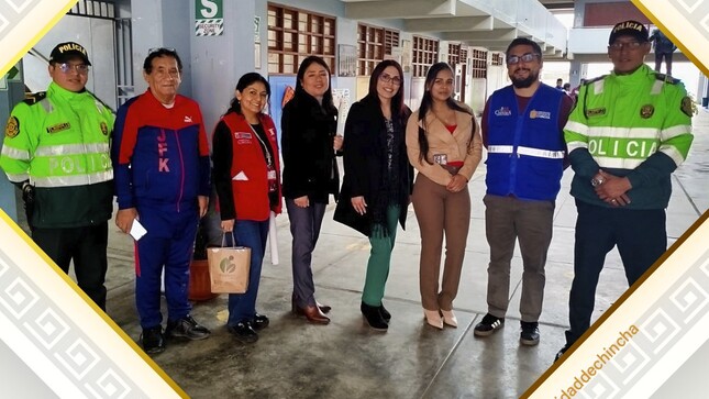 La Instancia de Concertación Provincial de lucha contra la violencia hacia la mujer e integrantes del grupo familiar de la provincia de Chincha, realizó una serie de actividades de sensibilización para la prevención de violencia escolar, violencia sexual y orientación para una adecuada conducta, dirigida a estudiantes de la I.E Jhon F. KENEDY del nivel secundario.