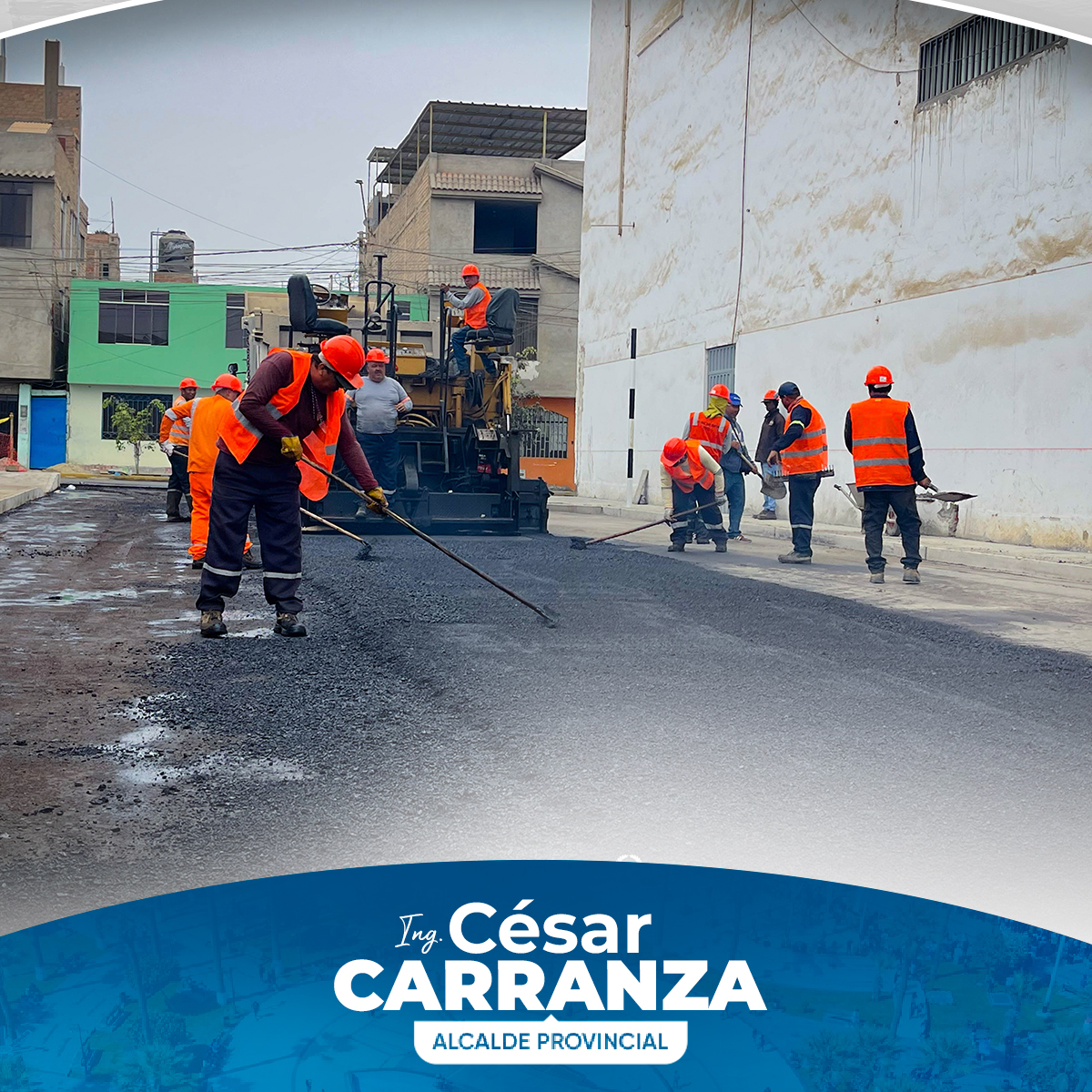 #Obras I Un avance significativo viene mostrando la obra que se ejecuta en la Calle Nueva, que permitirá mejorar el tránsito en el cercado de nuestra provincia.
La empresa a cargo del proyecto realizo el asfaltado desde la intersección de calle Alfonso Ugarte, Hasta la calle Gerardo Sotelo.
Esta obra contará con pistas, veredas, sardineles, rampas (para discapacitados y peatones); señalizaciones preventivas, reglamentarias e informativas.
Este es el compromiso de la gestión municipal de mejor la transpirabilidad con cada uno de los proyectos que son inversiones públicas del estado y que tiene que estar al servicio de la población.
