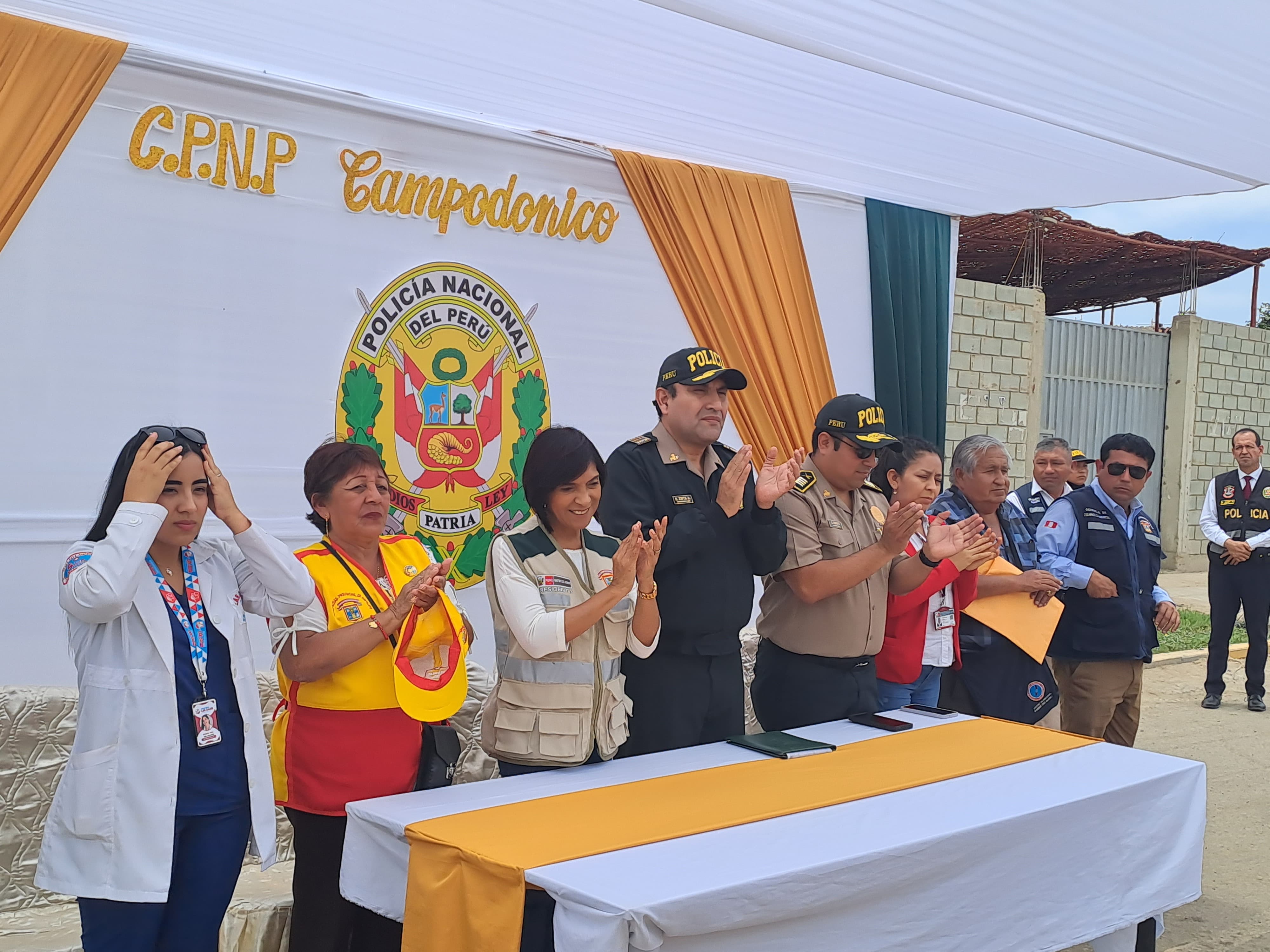 JUNTAS VECINALES DEL P.J. EL MOLINITO 4
