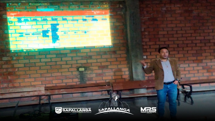 Vecinos forman comité de Cocharcas para impulsar pavimentación