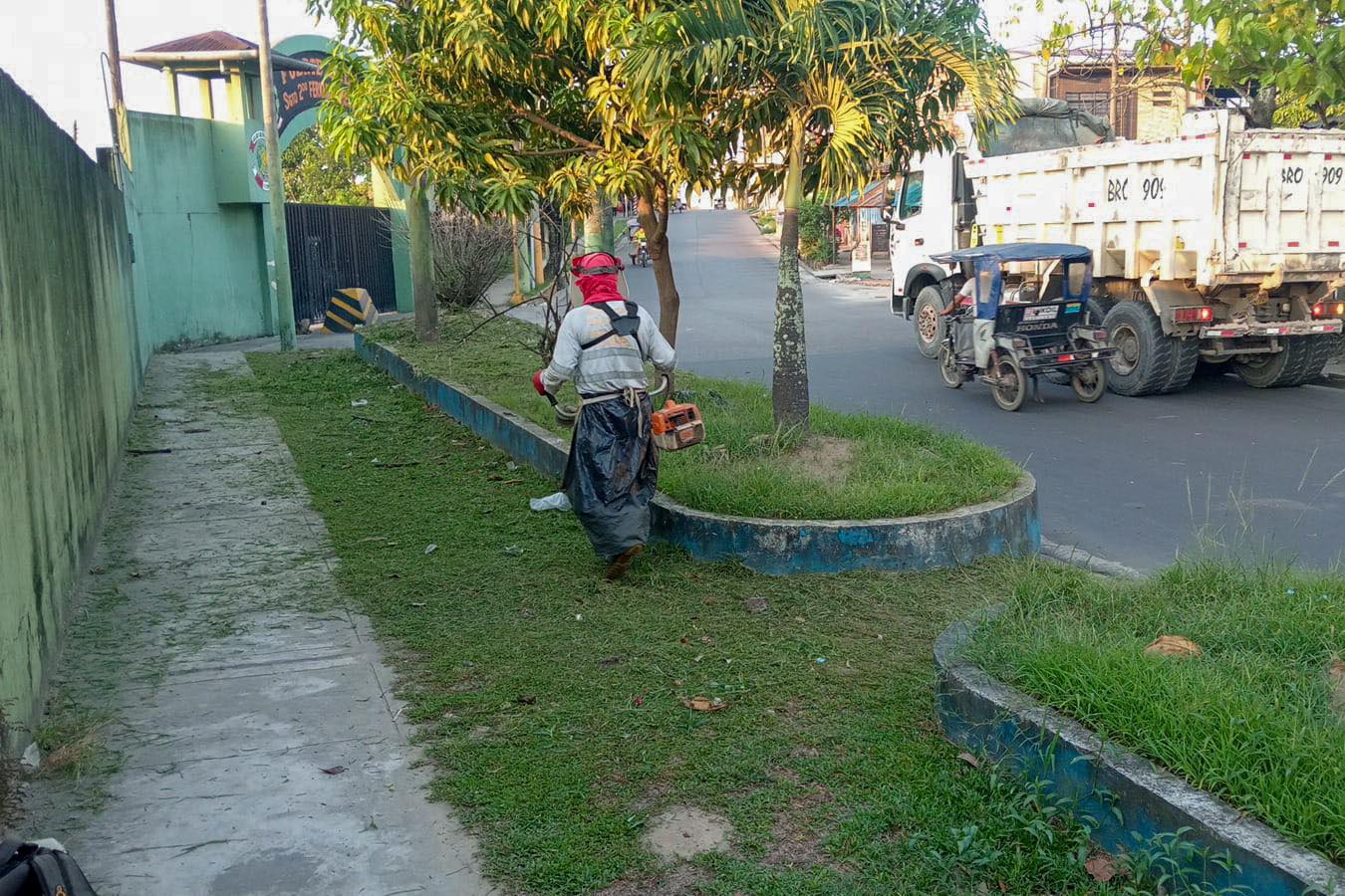 Asegurando que nuestros parques y jardines se mantengan en 贸ptimas condiciones para el disfrute de todos.
