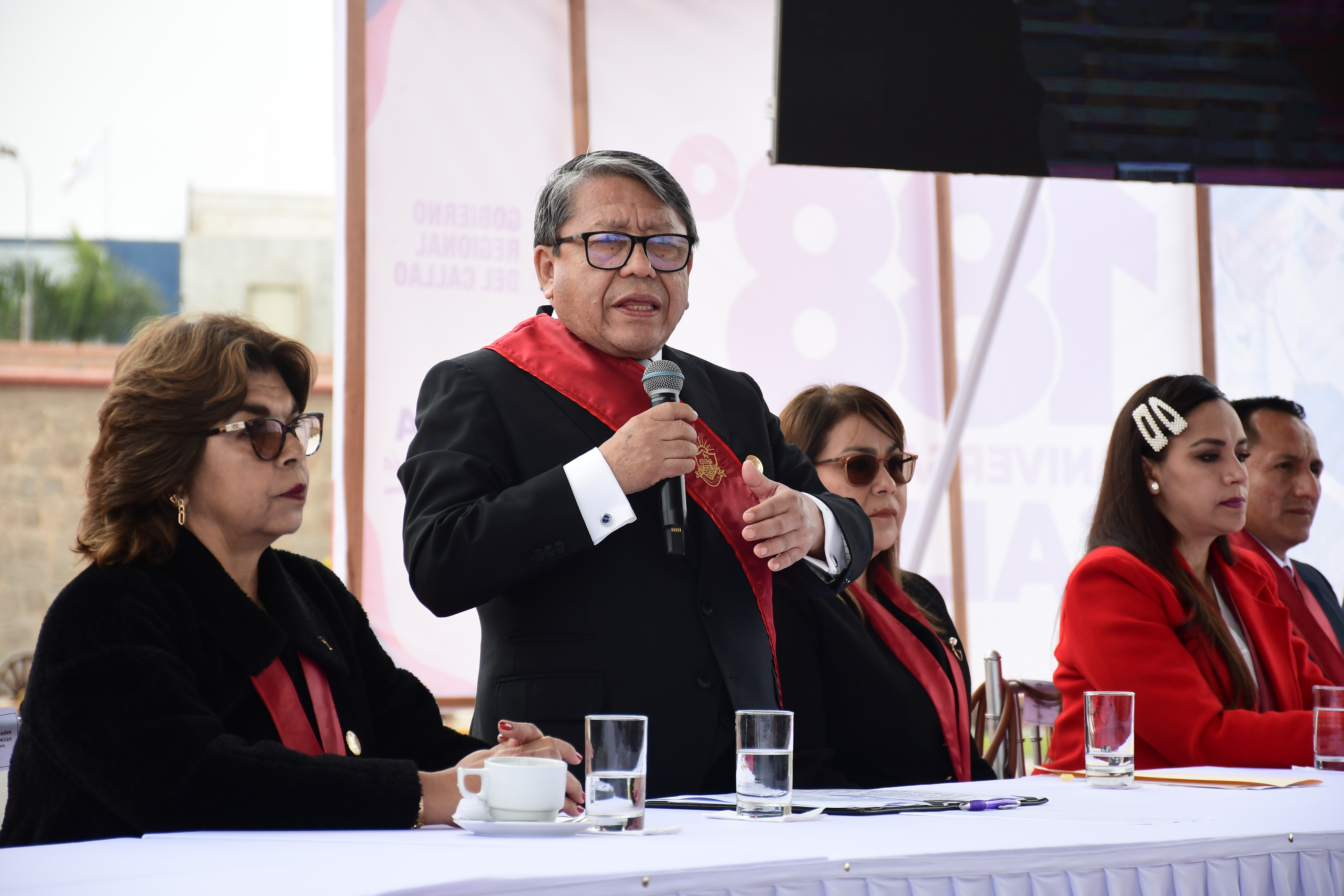 Foto gobernador