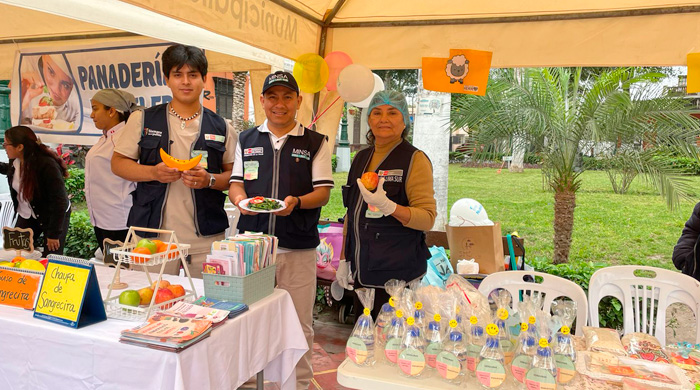 Cientos de personas participaron en campañas de alimentación saludable en Lima Sur