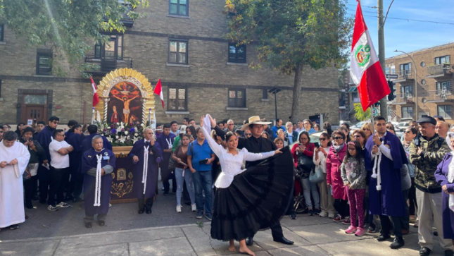 Devoción y tradición: comunidad peruana en Montreal rinde homenaje al Cristo Moreno