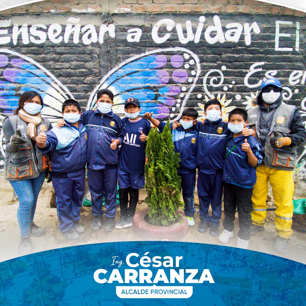 El equipo de GURS Chincha y el Programa Municipal EDUCCA llegaron hasta el colegio Paulino Reátegui, para compartir una importante capacitación con los pequeños estudiantes.
Esta importante labor contó con el apoyo de los promotores ambientales. Además, se logró realizar un campaña de limpieza y colocación de plantas ornamentales. Todo eso como parte del Día de la gestión integral de los residuos sólidos - DIADESOL🧑🦰👩🦰