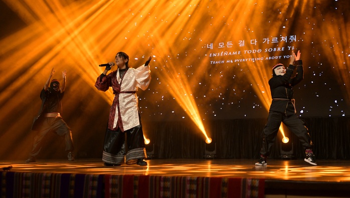 Cantante peruano Lenin Tamayo realizó conciertos musicales en India
