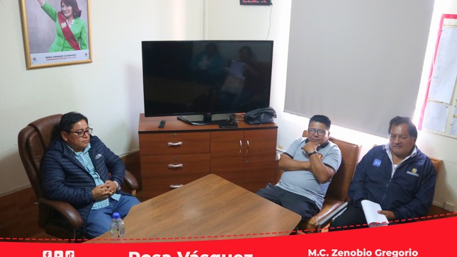 Director Ejecutivo de la RIS Chilca Mala lidera reunión con jefes de MicroRedes de Salud