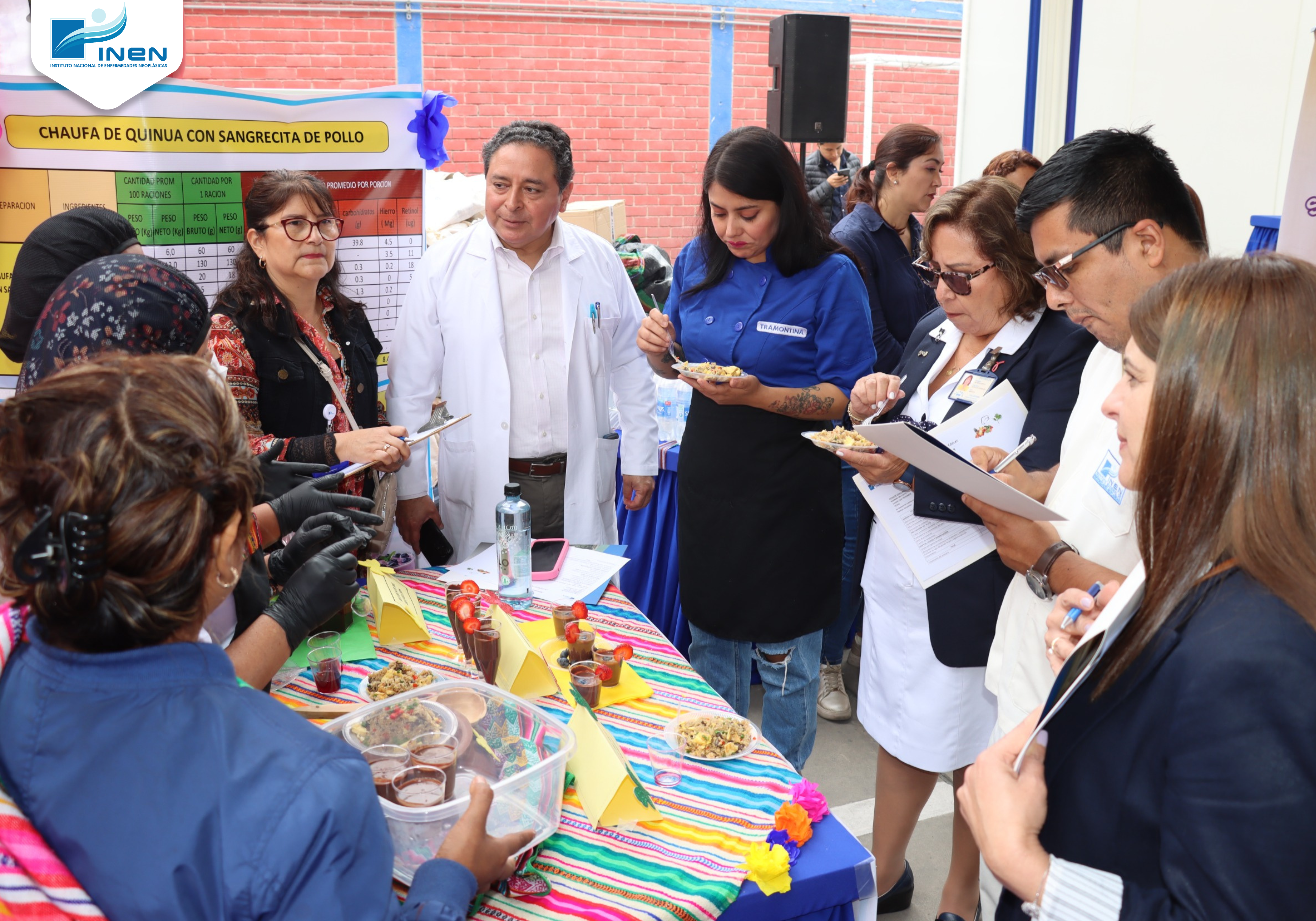 INEN impulsa hábitos saludables para reducir el riesgo de cáncer en feria de gastronómica
