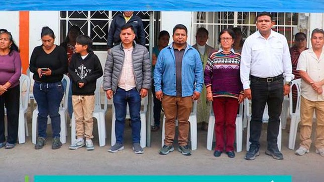 Alcalde anuncia pavimentación para el A.H. LOS PINOS