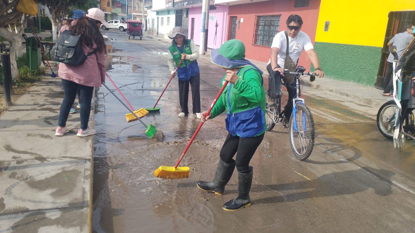 Limpieza en el casco urbano tras Lluvias