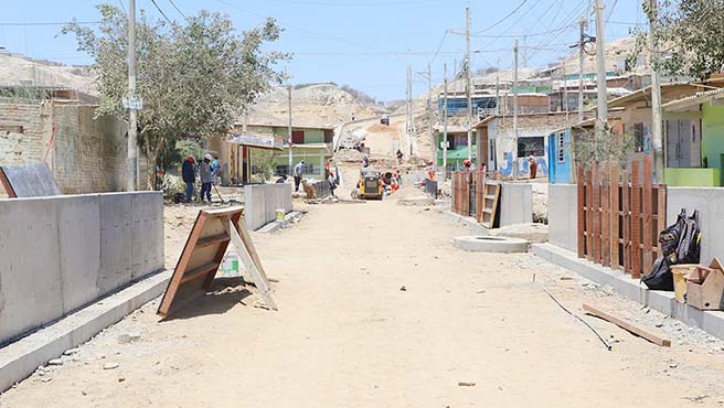 Alcalde continúa supervisando avance en la ejecución de obras