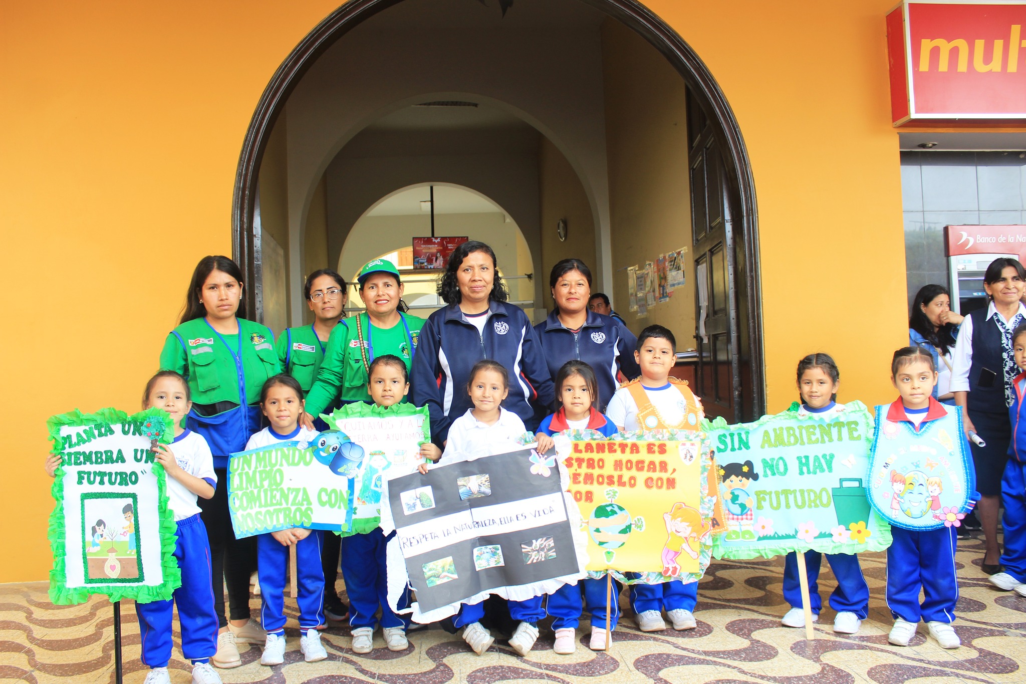 Gran Pasacalle en Guadalupe: Celebrando la Conciencia Ambiental y el Turismo Sostenible