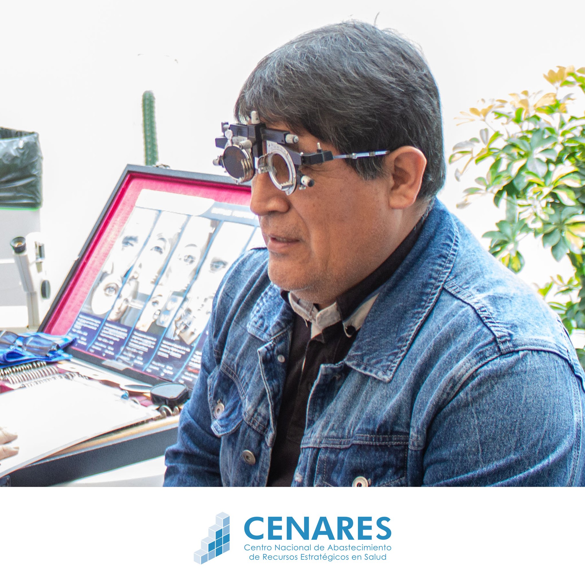 Los trabajadores del Centro Nacional de Abastecimiento de Recursos Estratégicos en Salud (Cenares) participaron de la Campaña de Salud Visual Gratuita en el Marco del Día Mundial de la Visión.

La actividad tuvo como objetivo, promover la salud visual con la detección temprana de los problemas visuales, para una vida saludable y productiva.

El personal de la institución fue evaluado con exámenes oculares gratuitos como: agudeza visual, medidas de la vista computarizada, descarte de carnosidad y cataratas, despistaje de terigio, descarte de ambliopía (ojo perezoso) y descarte de estrabismo, miopía, hipermetropía, astigmatismo y presbicia.