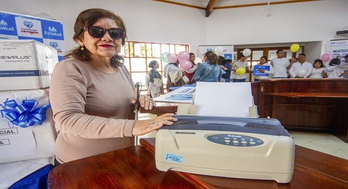 EsSalud refuerza la Atención Inclusiva y Accesible con Impresoras Braille