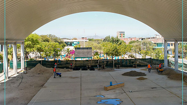 Alcalde supervisa avance de obra en polideportivo 05 de febrero.